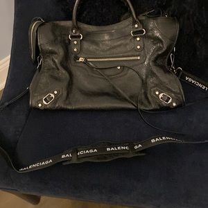 Balenciaga med city satchel. Black w/silver hardware. Logo strap. No duster bag